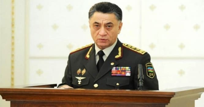 Ramil Usubov polkovniki təqaüdə göndərdi