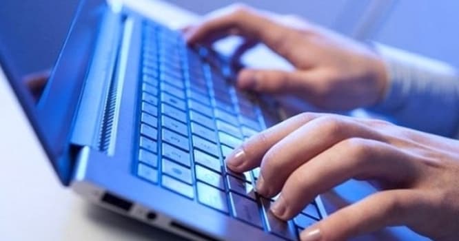 Ölkədə Facebook və Twitterə giriş qadağan edildi - Universitet imtahanlarına görə