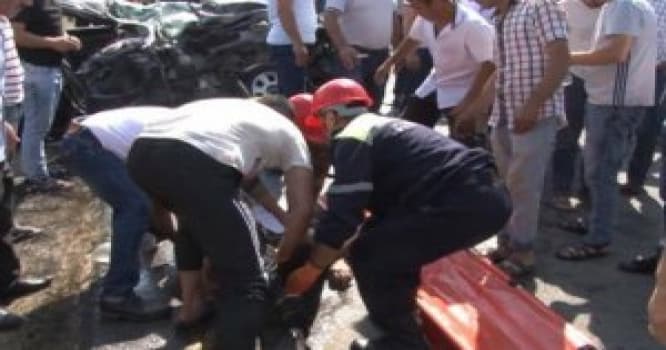 Tovuzda ağır qəza - Polis zabiti öldü