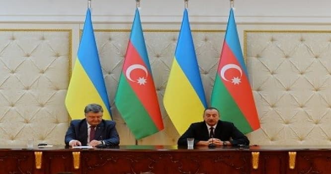 "Dünən gecə yatmadım, Bakını gəzdim" - Poroşenko