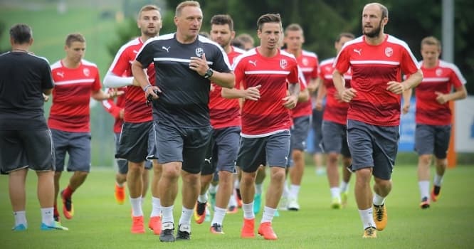 "Qarabağ"la "F91 Düdelanj" arasında seçim edə bilməzdik" - Slovakiyalı məşqçi