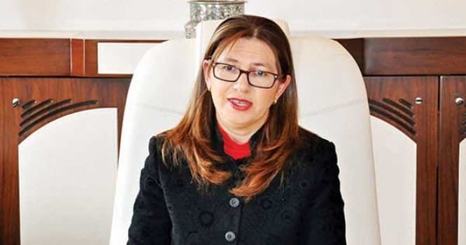 Valinin qiyamçı əri həbs olundu, özü işdən çıxarıldı