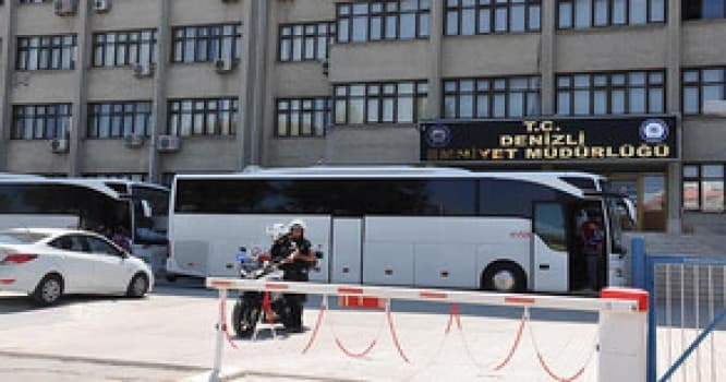 Daha 1 general və 51 hərbçi həbs edildi - Türkiyədə