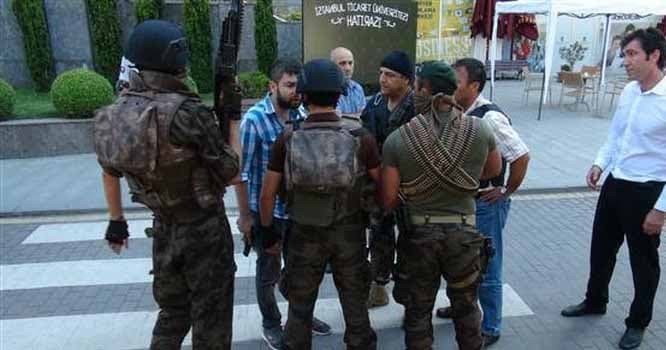 İstanbulda atəş səsləri: polis polisə güllə atdı - VİDEO