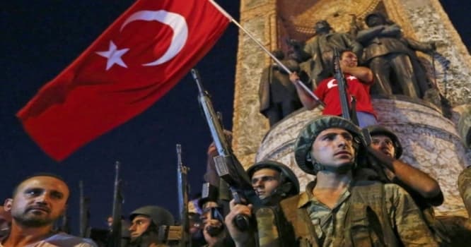 Türkiyədə 1200 əsgər azadlıqda