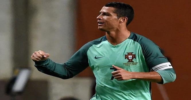 Ronaldunun adı hava limanına verildi