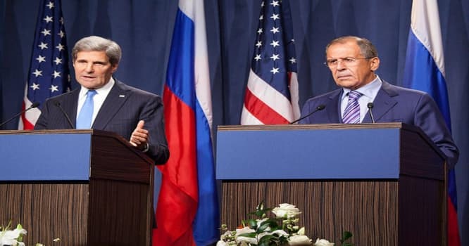 Lavrov və Con Kerri görüşür