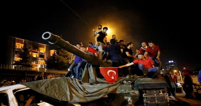 Türkiyədə hərbi çevriliş cəhdi Ankaranın hansı addım atmasını sürətləndirəcək? - ŞƏRH