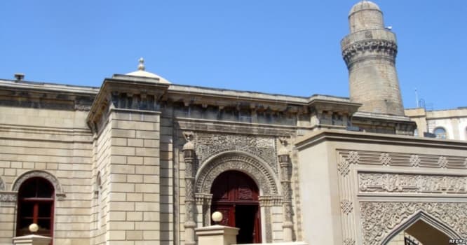 “Aşurbəy” məscidi müvəqqəti bağlandı