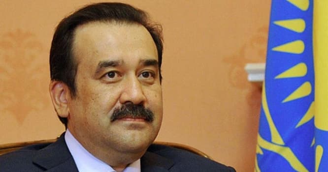 Baş nazir velosiped sürdüyünə görə cərimələndi