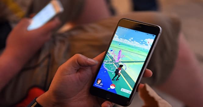 Körpəni atıb, “Pokemon GO” oynamağa gedən valideynlər həbs olunub
