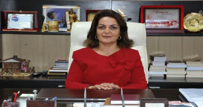 Keçmiş azərbaycanlı rektor vəzifədən kənarlaşdırıldı - Türkiyədə