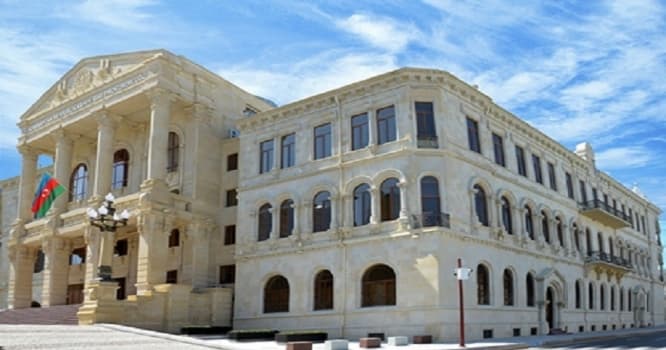 Prokurorluq vəzifəli şəxslərə cinayət işi açıb