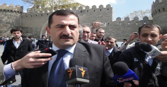 "Mübarizə simvolları və oğurlanan yüz milyonlar..." - Sahib Kərimli