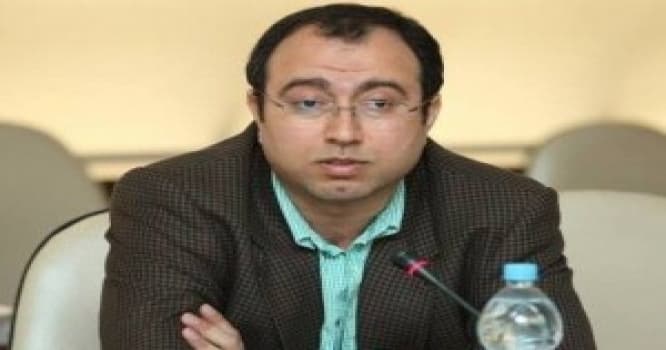 Hüquq müdafiəçisinin həyatı sual altında - Həkimlər diaqnozu açıqlamır