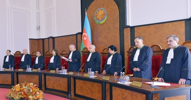 Konstitusiya Məhkəməsi Bakı Fond Birjasının lehinə olan qərarı ləğv etdi