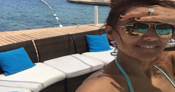 Tanınmış müğənni brilyant üzük aldı - 535 min manata... - FOTOLAR