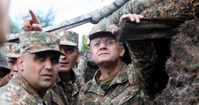 Ohanyan 10 polkovniki işdən çıxardı