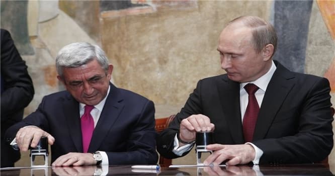"Azərbaycan silahları istədiyi yerdən ala bilər" - Putindən ermənilərə cavab