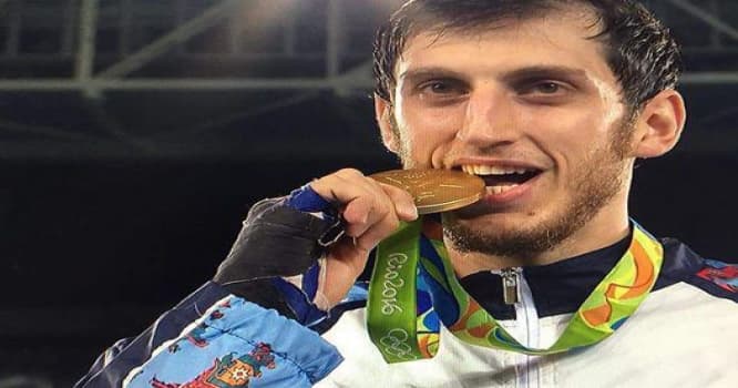 Olimpiya çempionumuzu tanıyaq! - FOTO