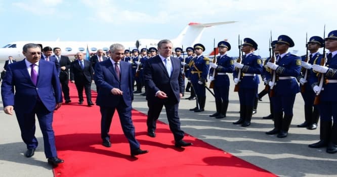 Gürcüstanın baş naziri Azərbaycana gəldi