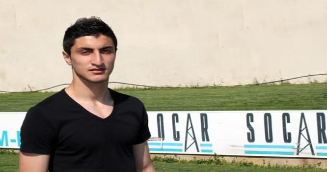 Araz Abdullayevin Rumıniya çempionuna keçidi baş tutmadı