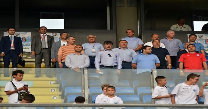 Rövnəq Abdullayev millimizin oyunundan razı qalmayıb: "Narahatlığımı çatdırdım"