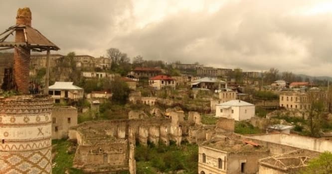 Ermənilər Şuşada 250 yerlik yataqxana binası tikdi - VİDEO