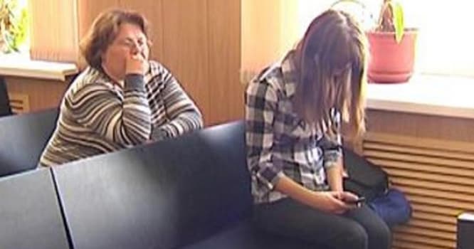 18 yaşlı qız 13 yaşlı oğlanı sevdi, həbs olundu - VİDEO