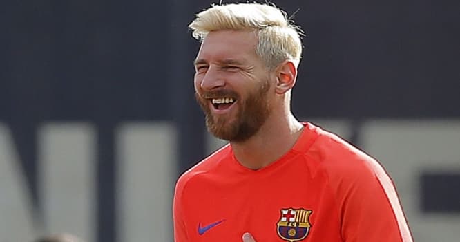 Messi saçlarını sarı rəngə boyamasının səbəbini belə izah etdi