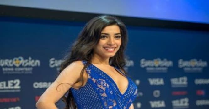 Səmra qısa şortda - FOTO