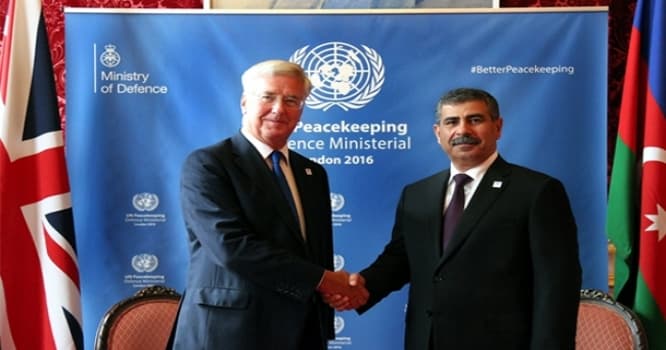 Zakir Həsənov britaniyalı həmkarı ilə görüşüb