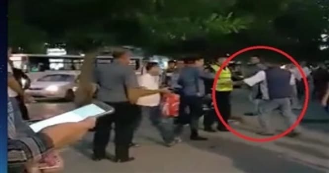 Yol qaydalarını pozduğuna görə cərimələndi - Damarını doğradı
