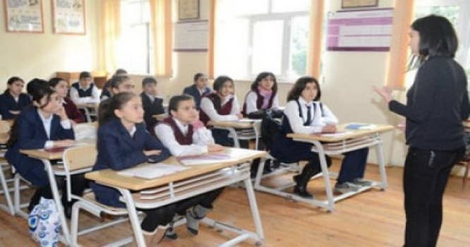 Müəllimlər niyə iş tapa bilmir? - Ekspert şərhi
