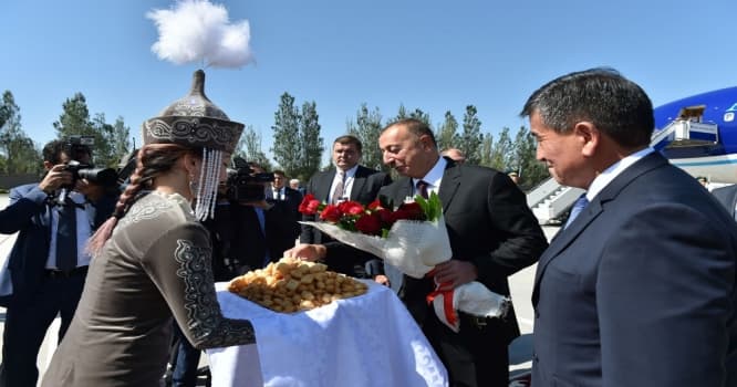 İlham Əliyev Qırğızıstanda səfərdədir - FOTO