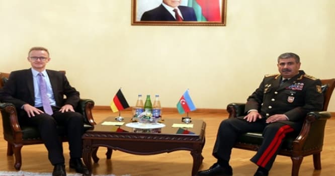 Zakir Həsənov Almaniya səfiri ilə görüşüb