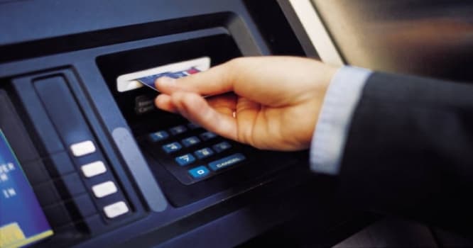 Azərbaycanda bankomatdan - 155 min manat