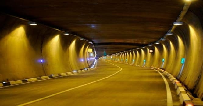 Dünyada ən yüksək dağ tuneli tikildi