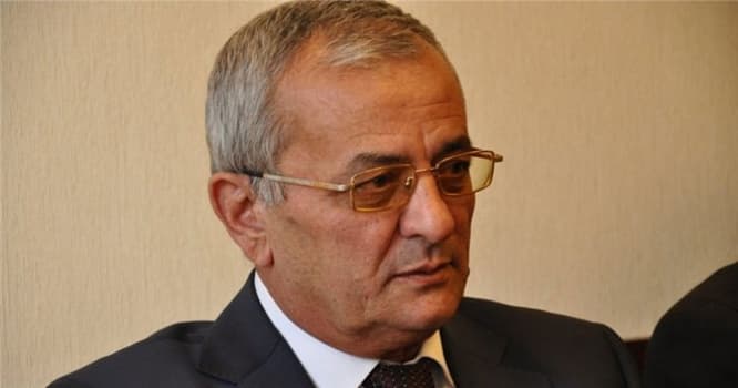 Sabiq daxili işlər naziri oğluna toy etdi