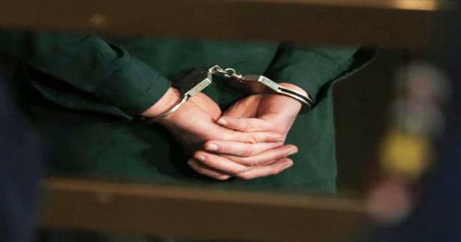 Atasını, anasını və 17 qonşusunu bir gündə öldürdü