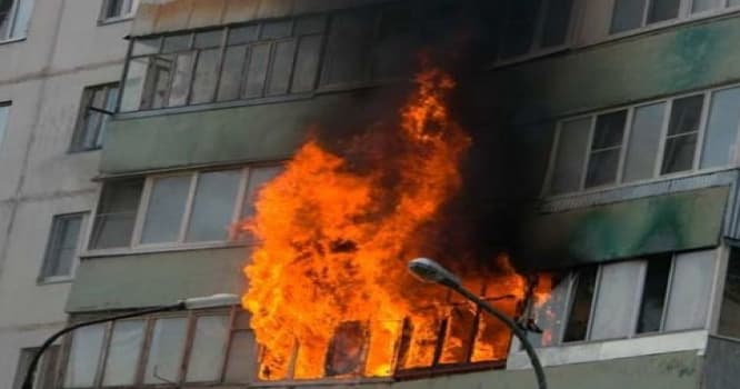 Bakıda yaşayış binasında yanğın olub
