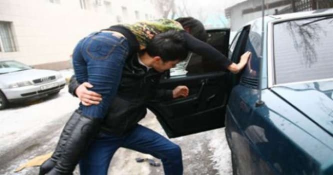 "Məsləhət olsa oğlum baldızıyla da yaşayar, yoldaşıyla da" - 15 yaşlı baldızını qaçıran oğlanın anası