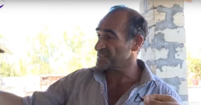 Qızlarını zəncirləyərək tövlədə saxlayan ata danışdı - VİDEO