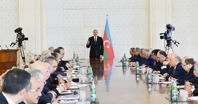 "36 min iş yeri bağlanıb" - Prezident