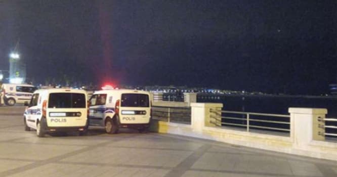 Sevgilisindən ayrılan qadın özünü bulvarda dənizə atdı