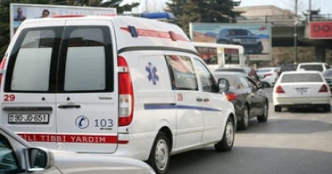 Məktəbliləri aparan avtobus qəzaya düşüb: 1 ölü, 11 yaralı - Sabirabadda faciə