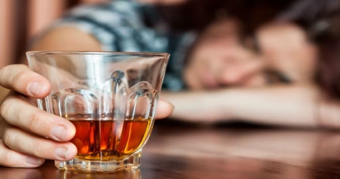 Arvadının intihar xəbərindən sarsılan 85 yaşlı kişi özünü öldürmək istəyib - BAKIDA