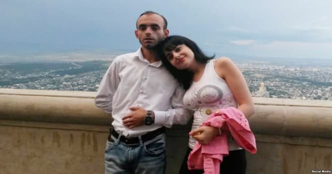 Rasim Əliyevin nişanlısı Cavid Hüseynova “üsyan” etdi: "Dişlərini ağartmaqdansa..."