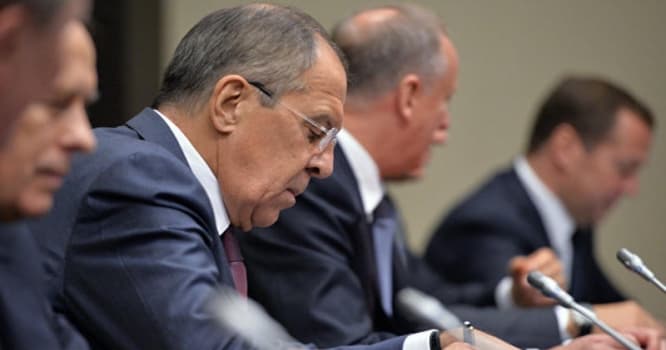 Sergey Lavrov Qarabağa görə Ermənistana şərt qoydu