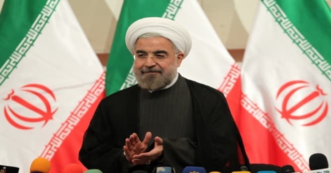 Ruhani Klinton və Trampı "pis" və "daha pis" kimi qiymətləndirdi